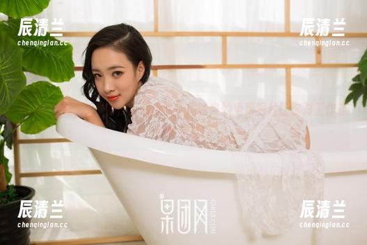 GIRLT果团网-周晓唯 GIRLT果团网 - 办公室那点事,周晓唯的免费图片让你对工作有新的看法!