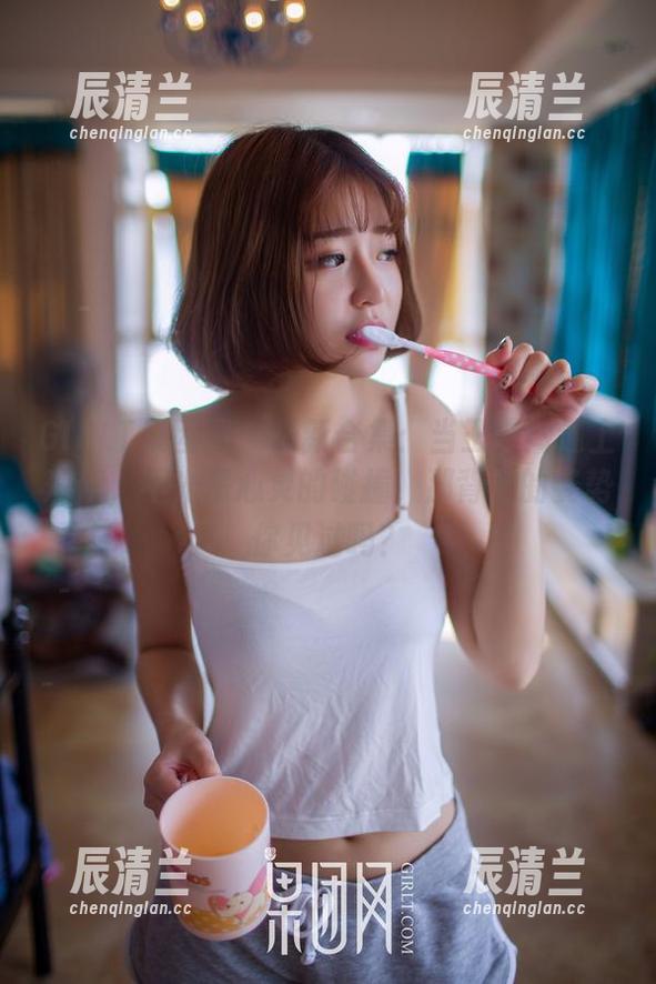 GIRLT果团网 - 最新合集：当王婉悠遇上瑜伽，不光是心灵的碰撞，那背上的姿势你见过吗？