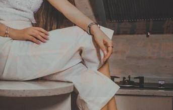 GIRLT果团网 – 最新自拍合集！你说莫雅淇图什么，每一张都是那种“好吧，我就这样”的勇气？