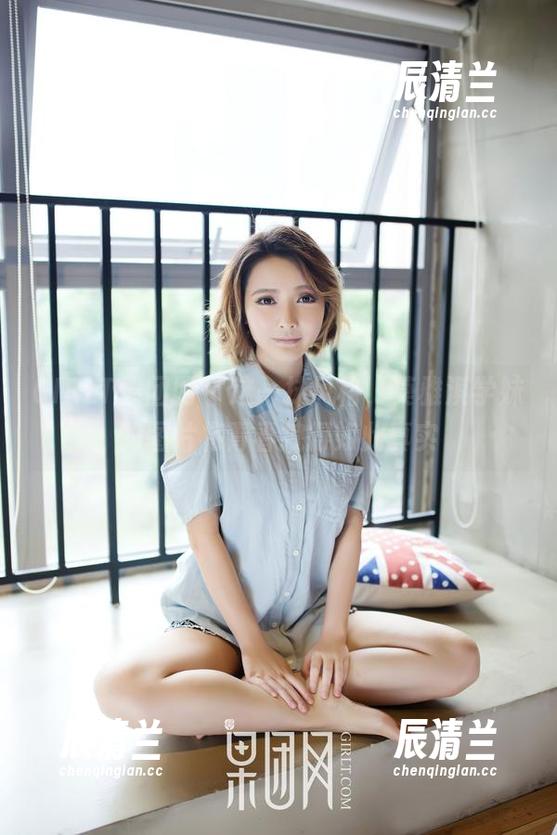 GIRLT果团网-莫雅淇 GIRLT果团网 - 这一抹风格,莫雅淇学妹的图片将青春拽得如此真实