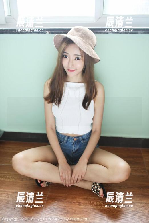 MyGirl美媛馆 - vetiver嘉宝贝儿的泳池美图分享，水都要羞红脸了！