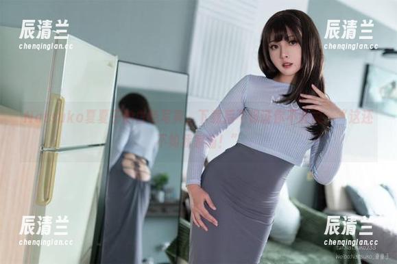 Natsuko夏夏子 Natsuko夏夏子的白色写真,下载后不保证你不会说:“这还不如我家猫!”