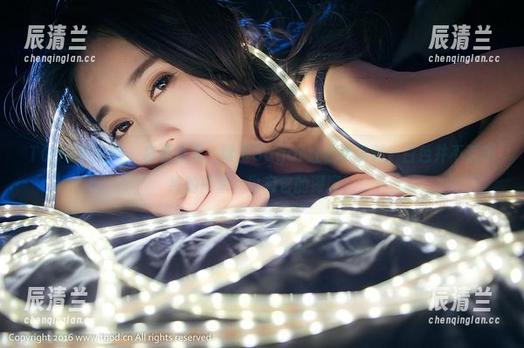 TGOD推女神-梁莹Sugar TGOD推女神 - 白色合集:梁莹Sugar让我意识到,白色并不是单纯的简单,也有它的深度!