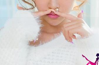 UGirls尤果网 – Sukki可儿的私人盛夏，私拍图片让我觉得连空调都不够凉！