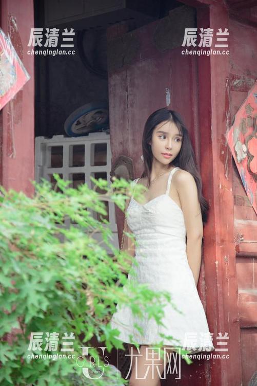 UGirls尤果网-诗朵雅 UGirls尤果网 - 精选图集:诗朵雅的连体衣,貌似是很简单的事,结果看了竟然还想多看几遍,奇怪。