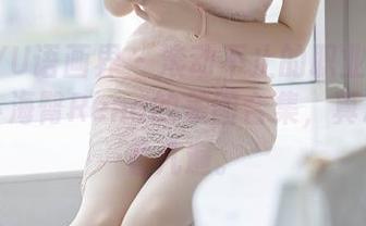 XIAOYU语画界 – 滚动不止的职业装风格——小海臀Rena的美图合集，真心想多看几遍。