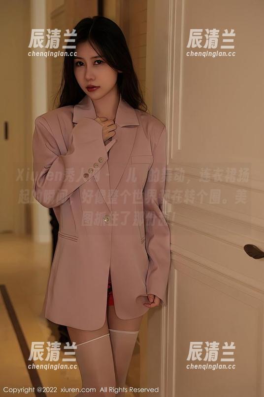 Xiuren秀人网 - 玥儿玥的舞动，连衣裙扬起的瞬间，好像整个世界都在转个圈。美图抓住了那份甜！