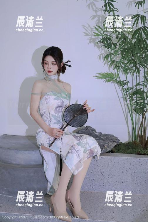 Xiuren秀人网 - 女神是谁？童千艺cara的免费图集或许会给你答案