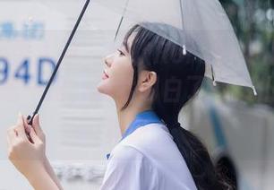 Xiuren秀人网 – 软软Roro的女仆图片：看她随意一扭，我就明白了“女仆风”的真谛。
