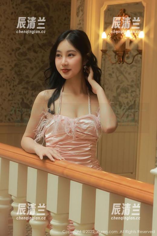 Xiuren秀人网 - 牛仔裤与黄婧GIGI——合集中的图片，一言不合就开始浪荡。