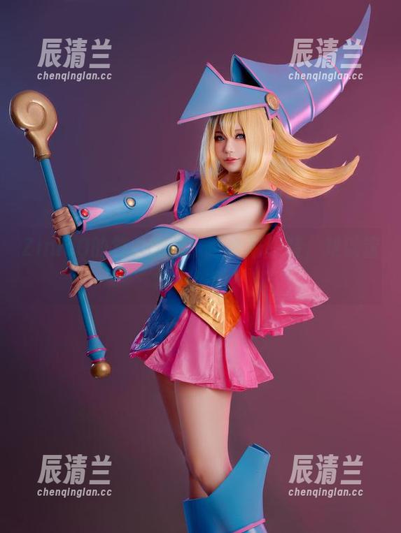 ZinieQ ZinieQ的竹兰套图:奇树猫服装,难以置信的挑衅!