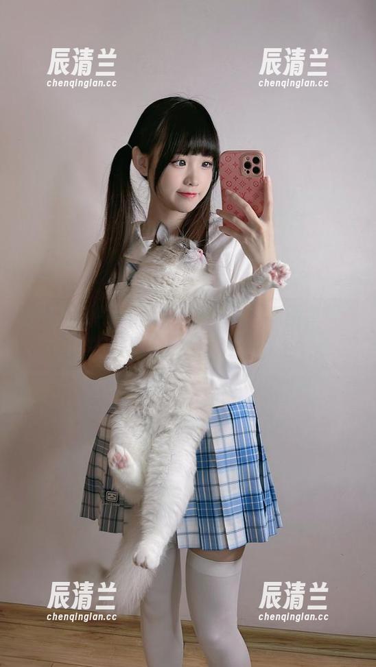 miko酱ww 点点狗这件事,miko酱ww的原图和精选你怎么能错过?