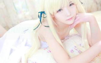厨娘风格的写真，一小央泽你真是个奇葩！