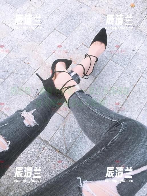 微密圈 - 福利不停歇：一双红色高跟鞋，丝月神的裸足让人叹服！