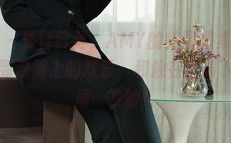 丽柜 – 夏日已至，AMY的美图图集让我意识到沙滩上的欢乐，和躲在空调下的矛盾…哈哈！