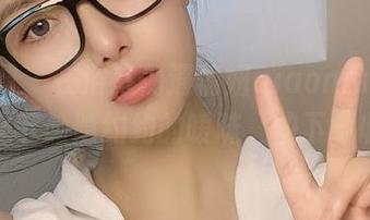微密圈 – 在浴室偶遇俏妞qiaoniu66，高清之下隐隐约约的暧昧，快下载收藏！
