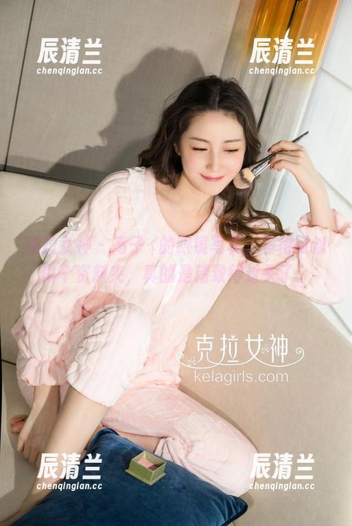 克拉女神 - 高子琁的眼镜写真，多得可以做个资料夹，真的是精致得过头了。