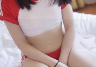 全套黑色制服，兔玩映画又把我心弦撩拨得不成样子