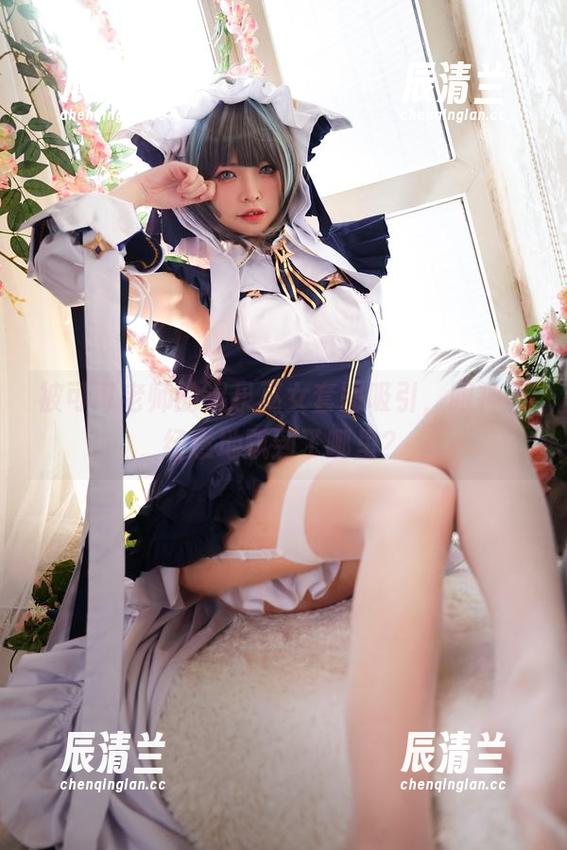 被可可老师的温泉巫女套图吸引，眼神不经意地飘到了哪里？