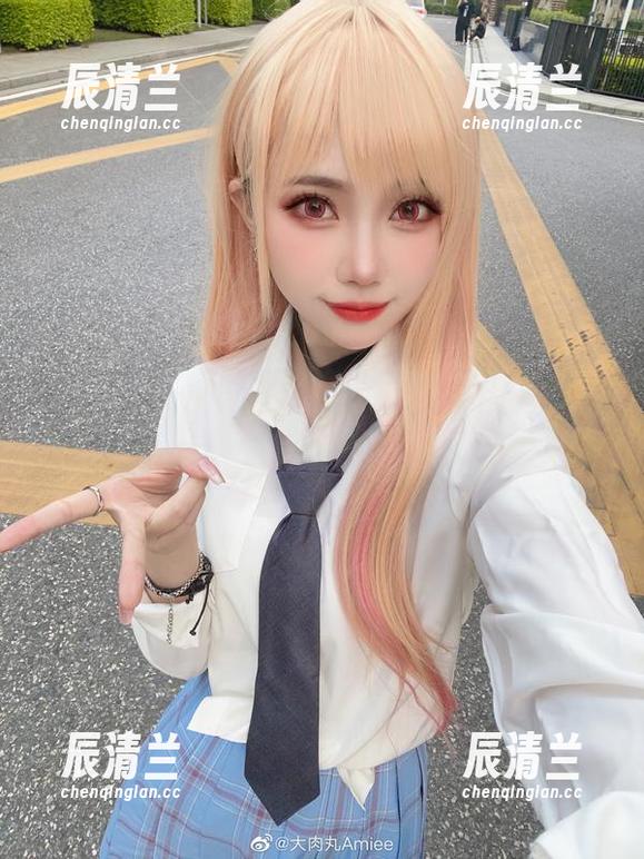 大肉丸Amiee指引你，原图里的妹妹是怎样一回事？