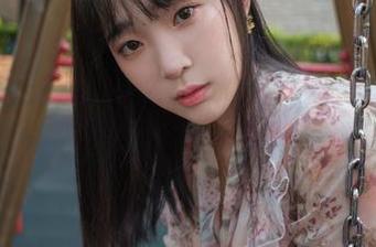 看姜仁卿(강인경)的白衬衫，保证这美图你一定想下载！