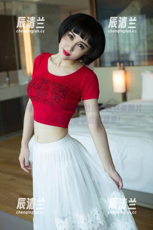 尤果网-Sara 尤果网 - 你觉得Sara的皮衣跟这张图片有啥关系吗?分享我的疑惑!