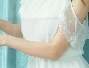 尤果网 – 最新的贝拉图集，真希望我也能得到女神的那种自信。
