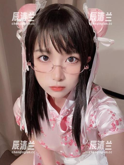 布丁大法 布丁大法的黑丝旗袍私房合集,瞧,虽然是旗袍却跟纹身无缘。