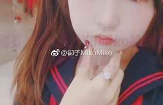 线上浏览，怎么御子Yumiko的白裙就这么吸引眼球呢？