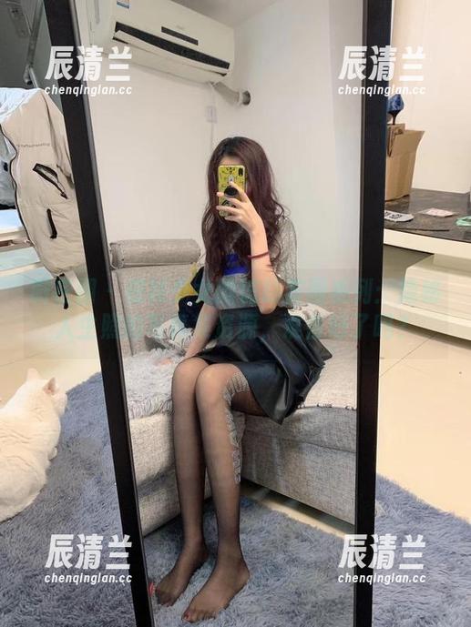 微密圈 - 提袜少女微信朋友圈系列：隐秘人生照的写真集资源，准备好了吗？