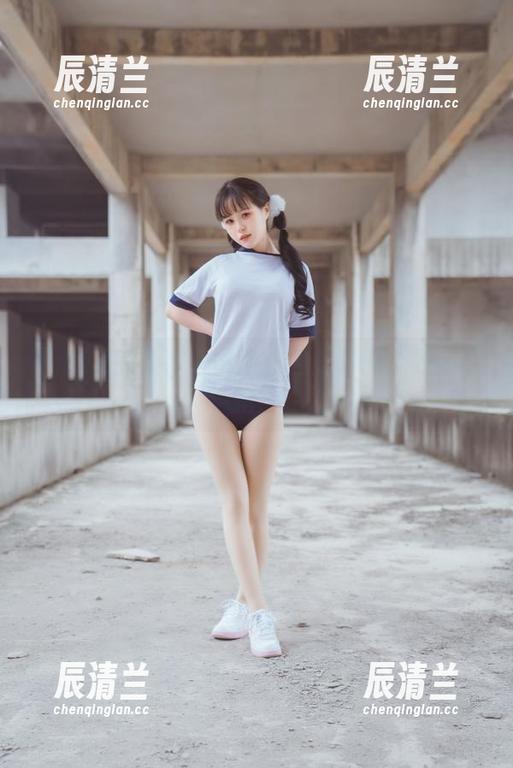 晕崽Zz 晕崽Zz的箱娘大冒险:这是套图还是随手拍?