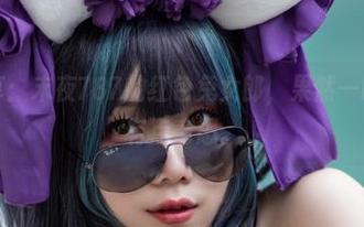 最新分享：末夜787的红色兔女郎，果然一眼看上去有点意思。
