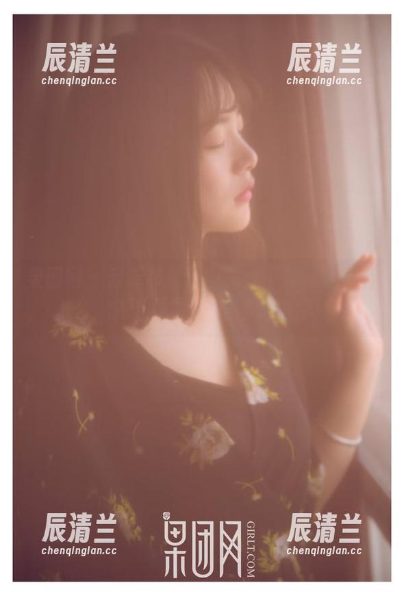 果团网-云菲菲 果团网 - 云菲菲修女图集:不要问我为什么,先下载再说;信不信由你!