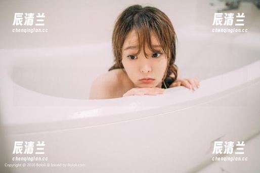 波萝社-柳侑绮Sevenbaby 波萝社 - 柳侑绮Sevenbaby的套图让教室看起来危机四伏,不知道是上课还是上心!