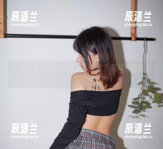 猫九酱 谁让女仆泳装这么迷人?快来下载猫九酱的全套!