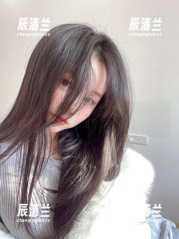 微密圈 - 双人同框，禅雨儿Lynne又一次更新，话说她换搭档了没？