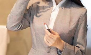 秀人网 – 夏晓Maggy，日常翻转到最新姿态，图包看完会流口水