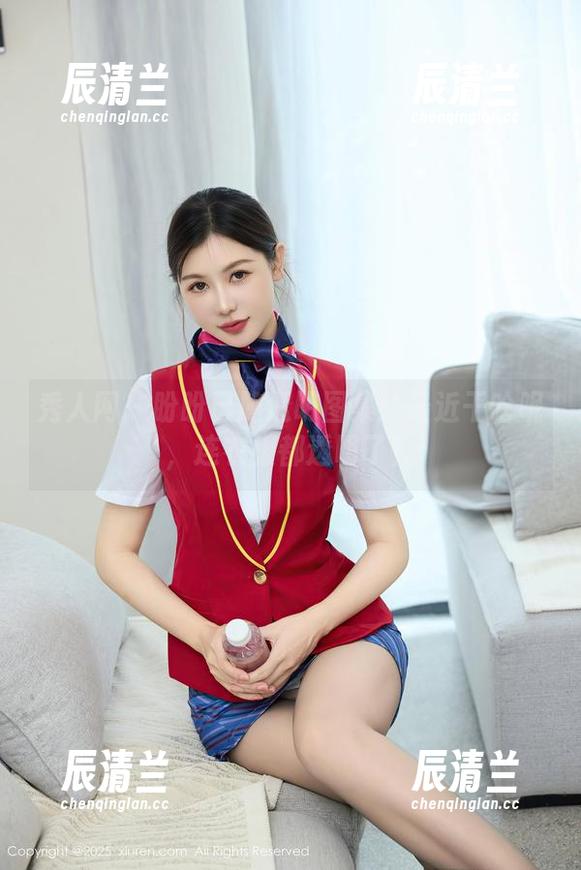 秀人网-盼盼已鸠 秀人网 - 盼盼已鸠透明图集:最近干啥呢,连衣服都透明了!