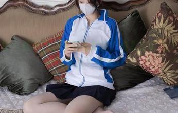 紧急企划 – 最新的水手服写真集，小恩的异想天开，让人意外又懵懂…