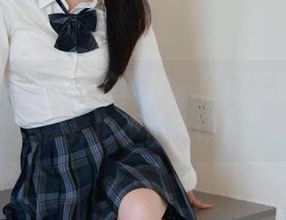 绮梦摄影 – 以凡的照片，精选无修版本，裸奔也不怕水印！