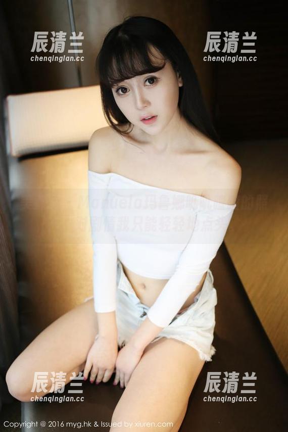 美媛馆-Manuela玛鲁娜 美媛馆 - Manuela玛鲁娜叽叽喳喳的照片,对剧情我只能轻轻地点头。