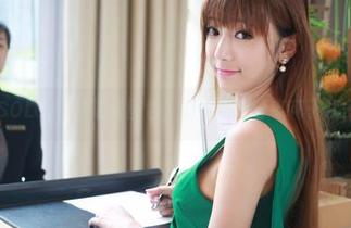 美媛馆 – SOLO-尹菲泳衣图包，看完只想分享花了我多少眉头？