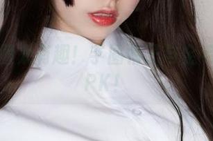 这张原图太有趣！芋圆侑子与金毛的完美PK！