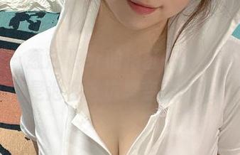 微密圈 – 葱油饼er的浴缸在线，难道她就是泡在这坑里变美的？
