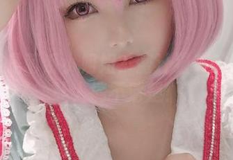 兔娘还是萌系小姐姐？蜜汁猫裘的写真真让人搞不清楚！