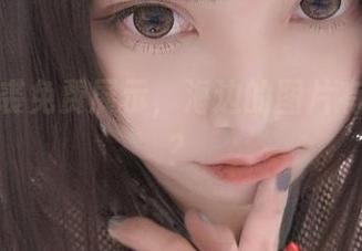蜜汁猫裘免费展示，海边的图片有点盐味？