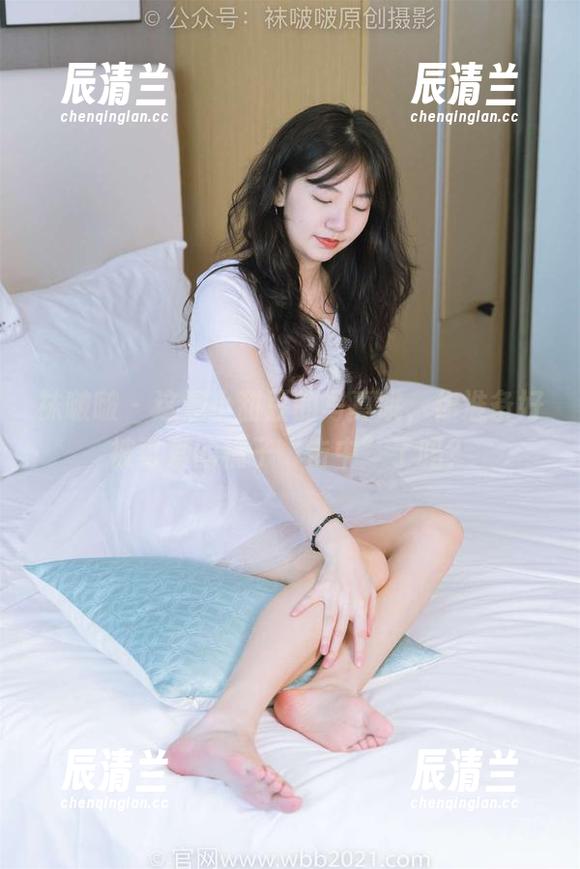 袜啵啵-小甜豆 袜啵啵 - 这是小甜豆的写真哦,你准备好被可爱的橘子“击中”了吗?