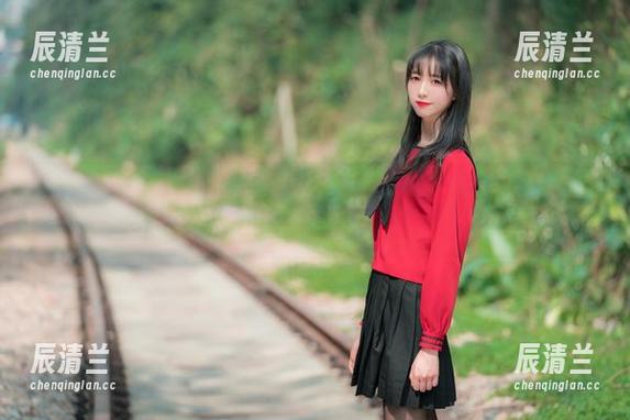 西瓜少女户外图包精选，暴露了我对好风光的“渴望”，但有点舍不得离开！