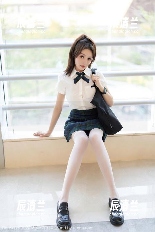 语画界-徐莉芝 语画界 - 我觉得私拍没有太大意思,但徐莉芝那女神样子,套图就值了