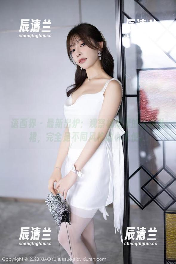 语画界-杨晨晨 语画界 - 最新出炉:观察杨晨晨的古典礼裙,完全是不同风格的小天使。